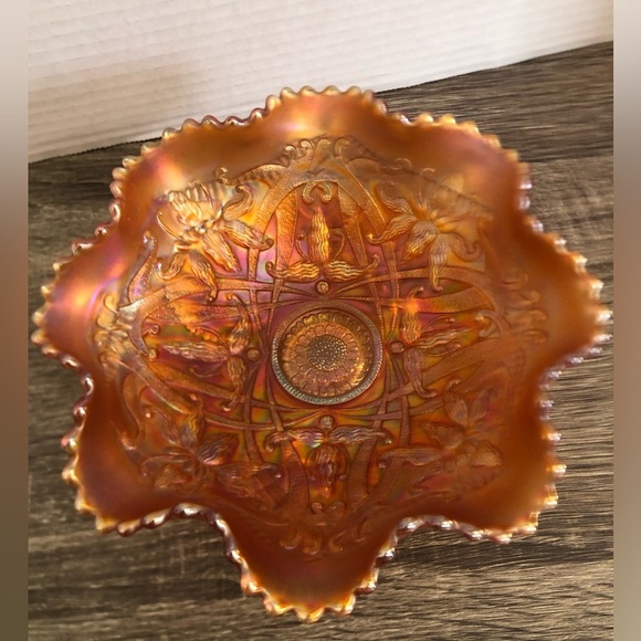 Antique Northwood Iridescent Marigold Wishbone Footed Glass Bowl - Picture 13 of 14